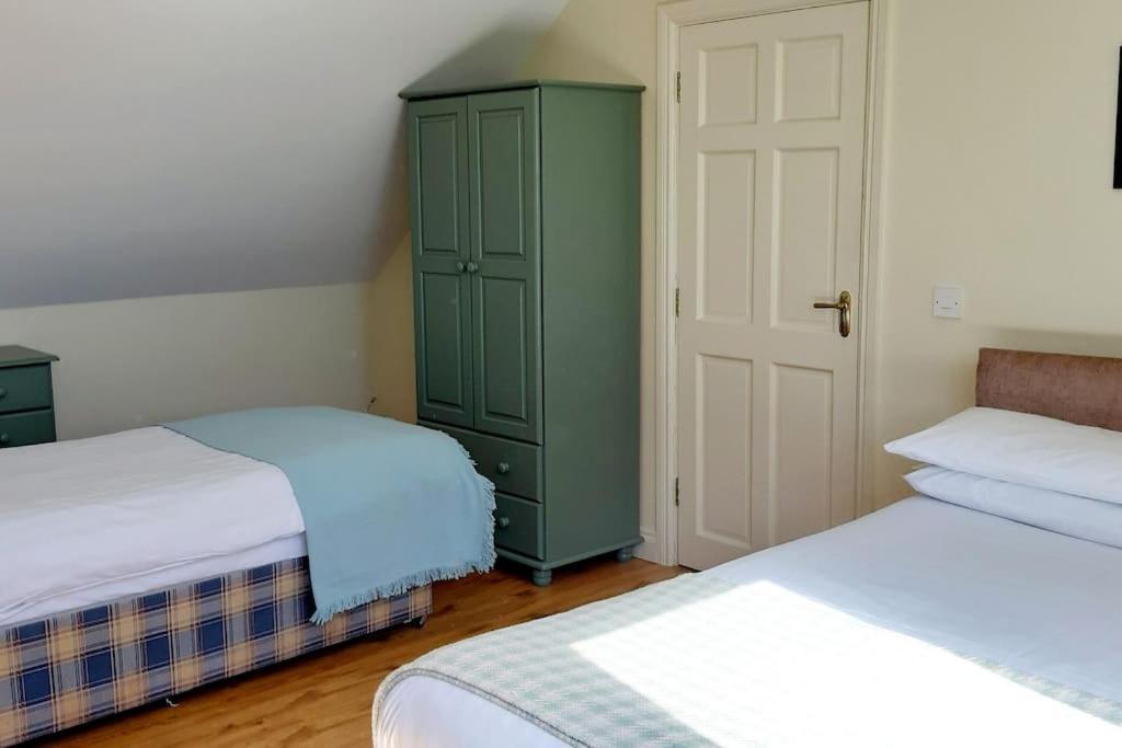 Clairhouse Accommodation Лехінч Екстер'єр фото